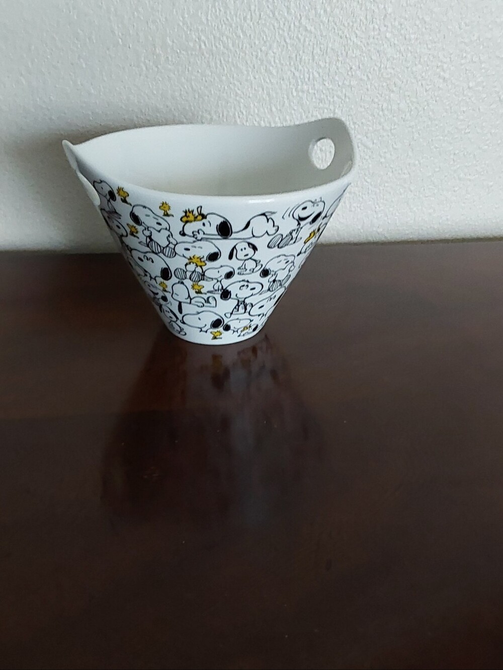 Disney White Ceramic Ramen/ Noddles Sketches and Yellow Accents Bowl